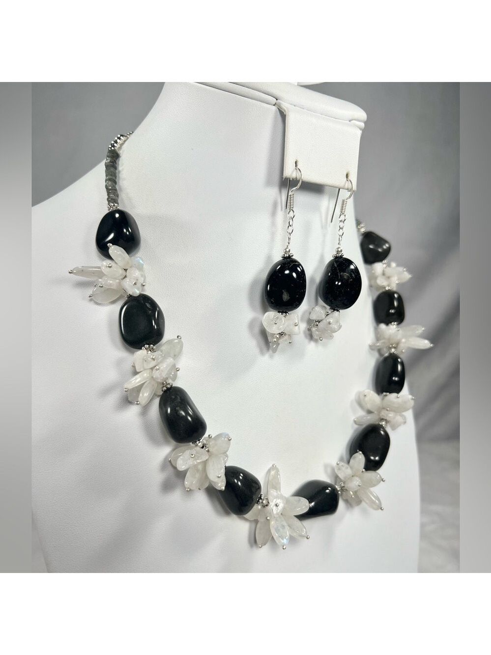 Silver Sheen Obsidian & Moonstone 925 Chunky Beaded Gemstone Necklace & Earrings - Picture 3 of 9
